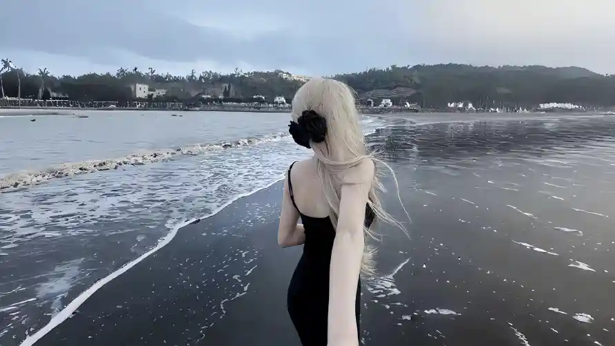 4k女生壁纸-女神 - 沙滩-海岸「哲风壁纸」