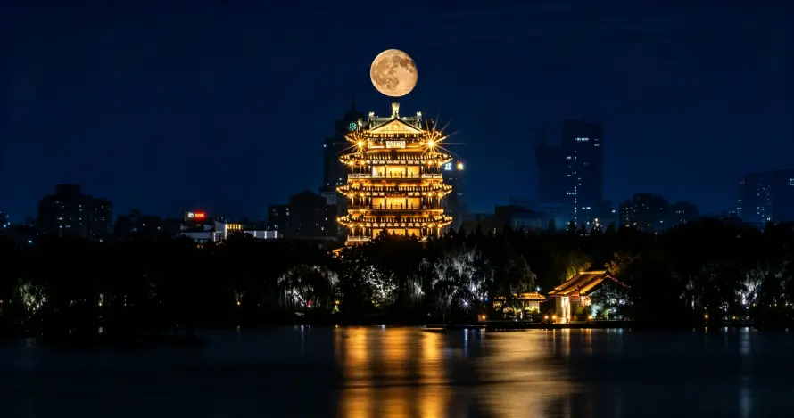 3k圆月壁纸-夜景 - 灯火-南明河「哲风壁纸」