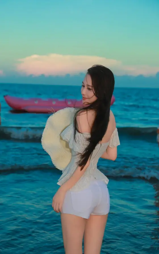 4k回眸壁纸 - 度假 - 海滨 - 草帽「哲风壁纸」