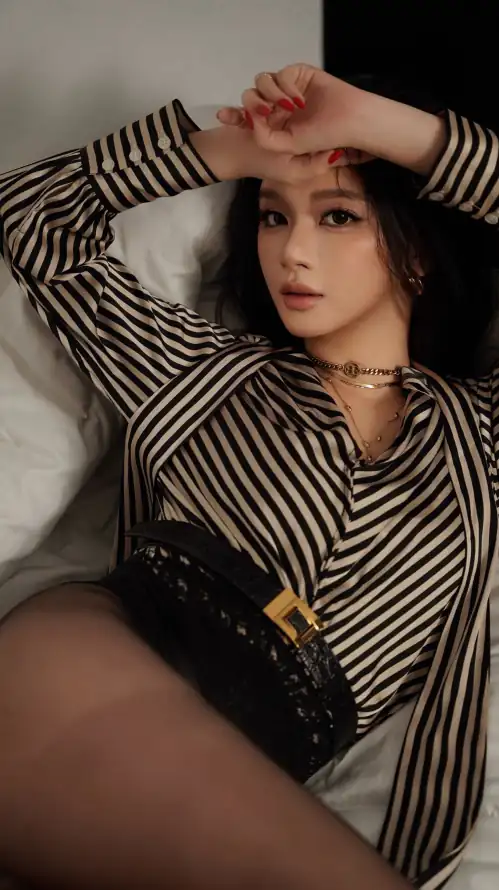 4k卧室壁纸 - 床上 - 御姐 - 美女「哲风壁纸」