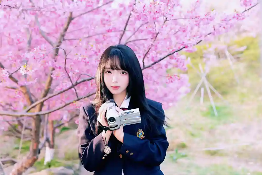 2k少女壁纸-户外 - 春日-樱花「哲风壁纸」