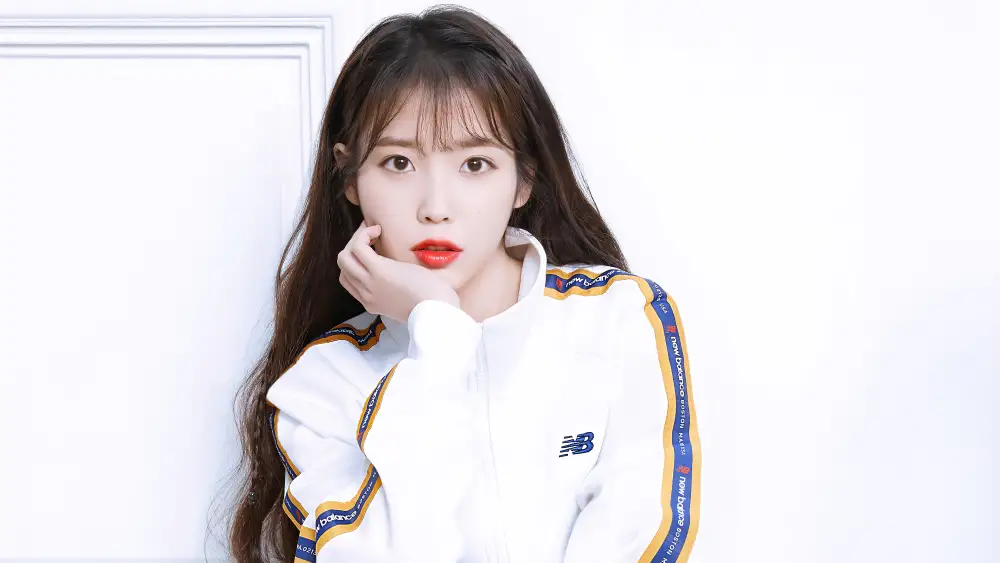 4k韩国壁纸-IU-《热门的壁纸》「哲风壁纸」