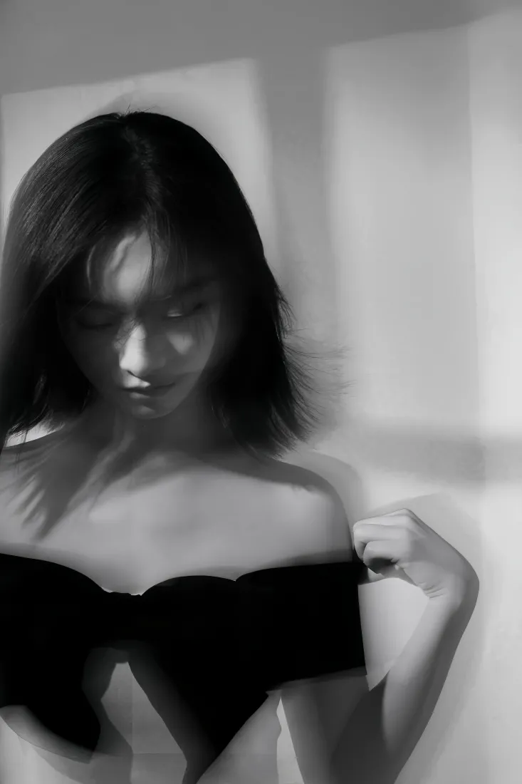 《美女》手机壁纸-李庚希-美图合集「哲风壁纸」