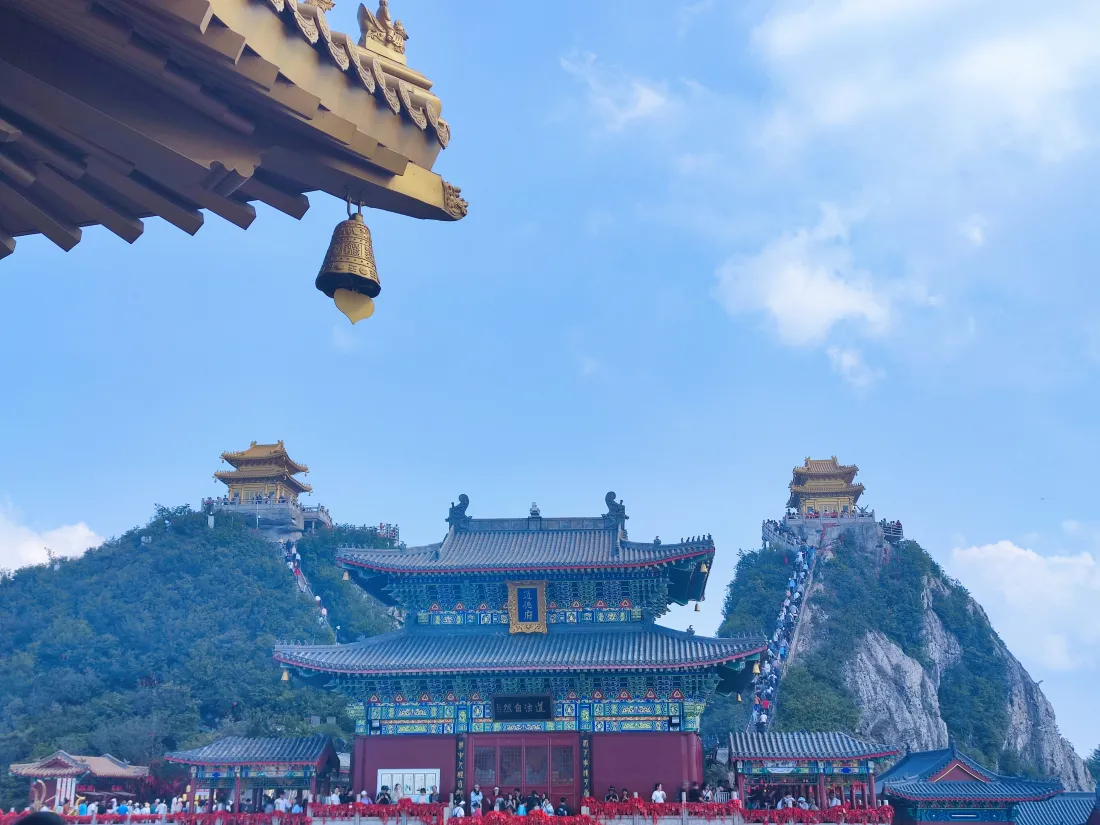 6k天空壁纸-老君山背景图片 - 精选壁纸「哲风壁纸」