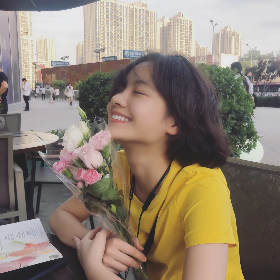 《女演员》手机壁纸-李庚希背景图片 - 美图合集「哲风壁纸」