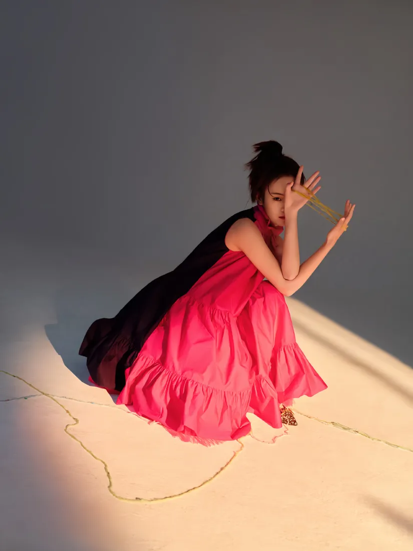 《女演员》手机壁纸-李庚希壁纸 - 壁纸分享「哲风壁纸」