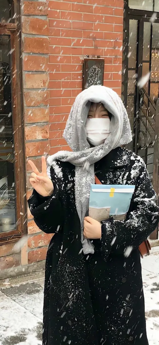 《冬季》手机壁纸-美女背景图片 - 壁纸分享「哲风壁纸」