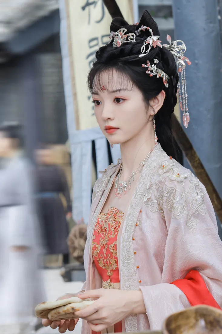 少女临安古风背景图片 - 古典佳人「哲风壁纸」