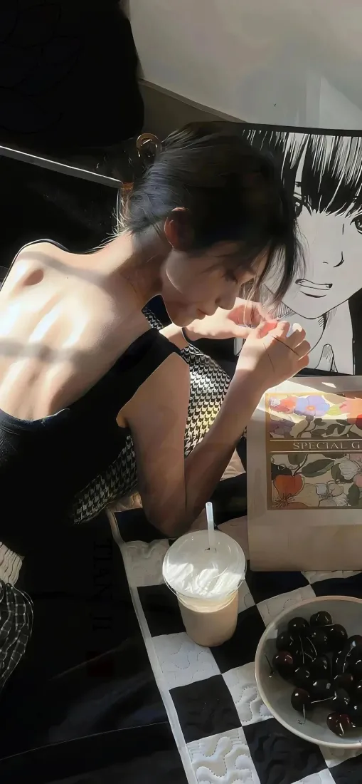 美女露背手机壁纸｜个性背景图片 - 时尚魅力「哲风壁纸」