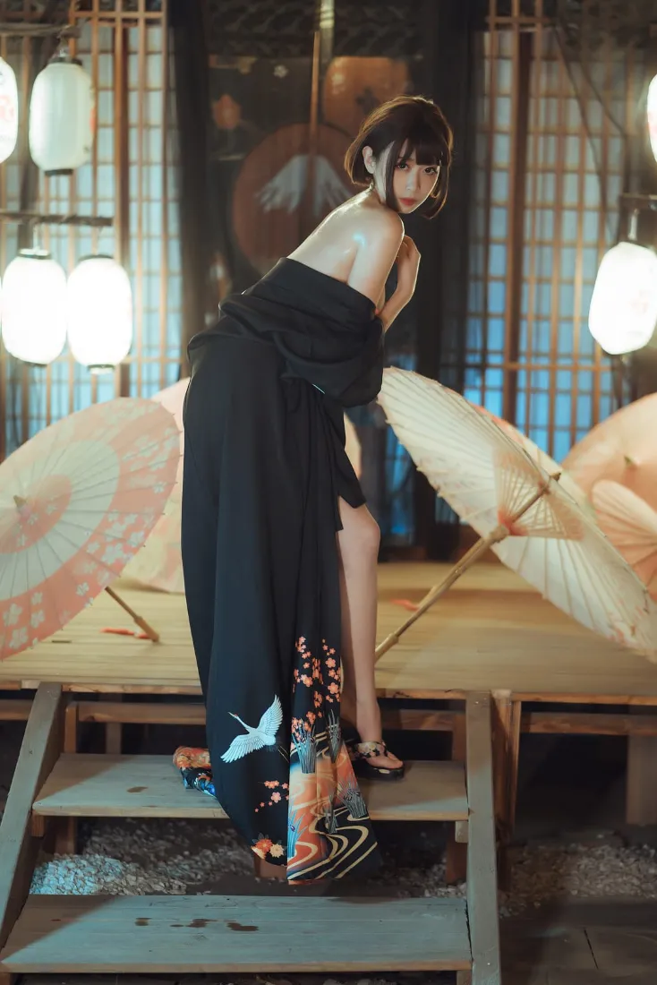 性感女人手机壁纸｜和服背景图片 - 时尚魅力「哲风壁纸」