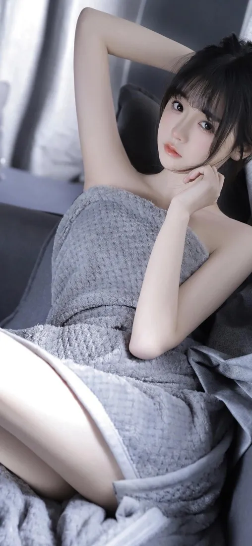可爱女孩手机壁纸｜性感背景图片 - 时尚风「哲风壁纸」