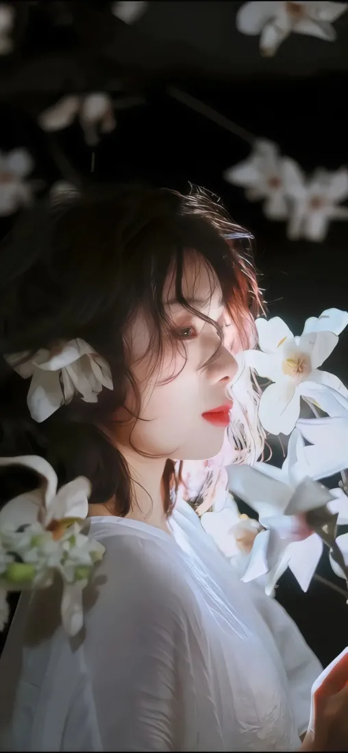 美女氛围感手机壁纸｜唯美花朵背景图片 - 浪漫「哲风壁纸」