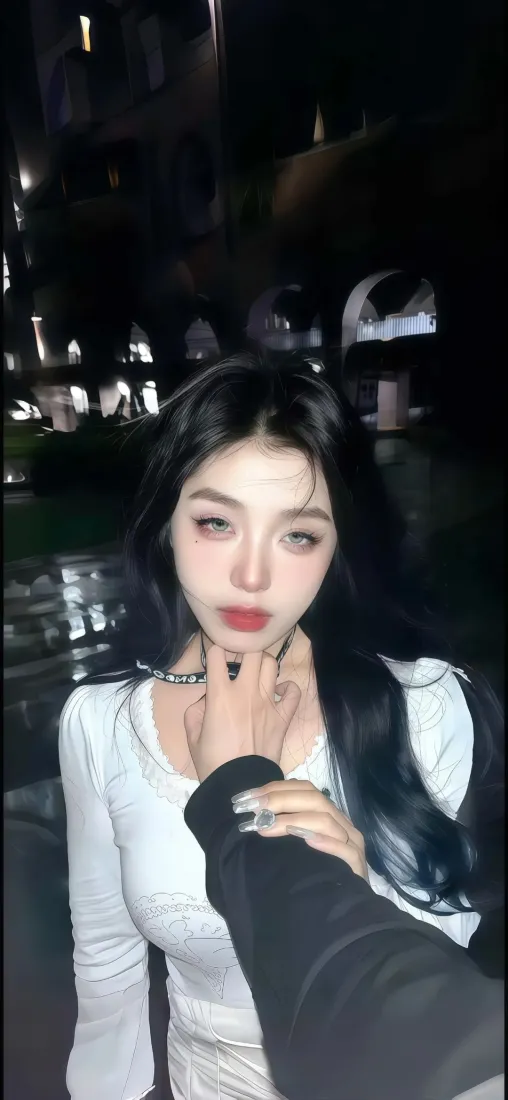 妩媚女生氛围感背景图片 - 夜景街拍「哲风壁纸」