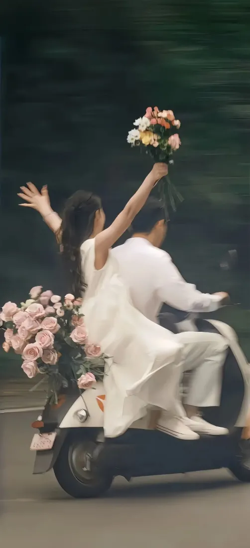 花浪漫手机壁纸｜浪漫花束背景图片 - 情侣骑行「哲风壁纸」