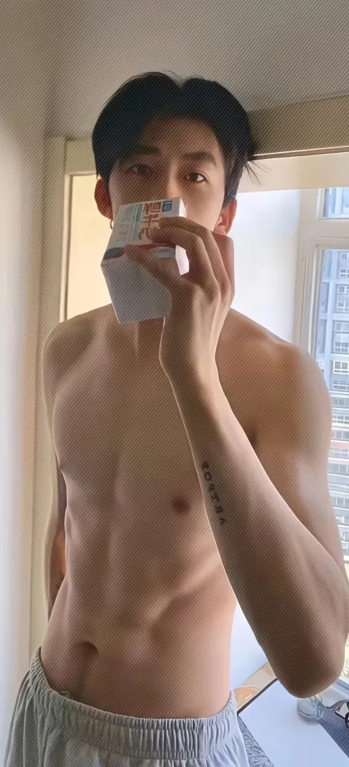 肌肉猛男手机壁纸｜绝美身材背景图片 - 赤膊帅哥「哲风壁纸」