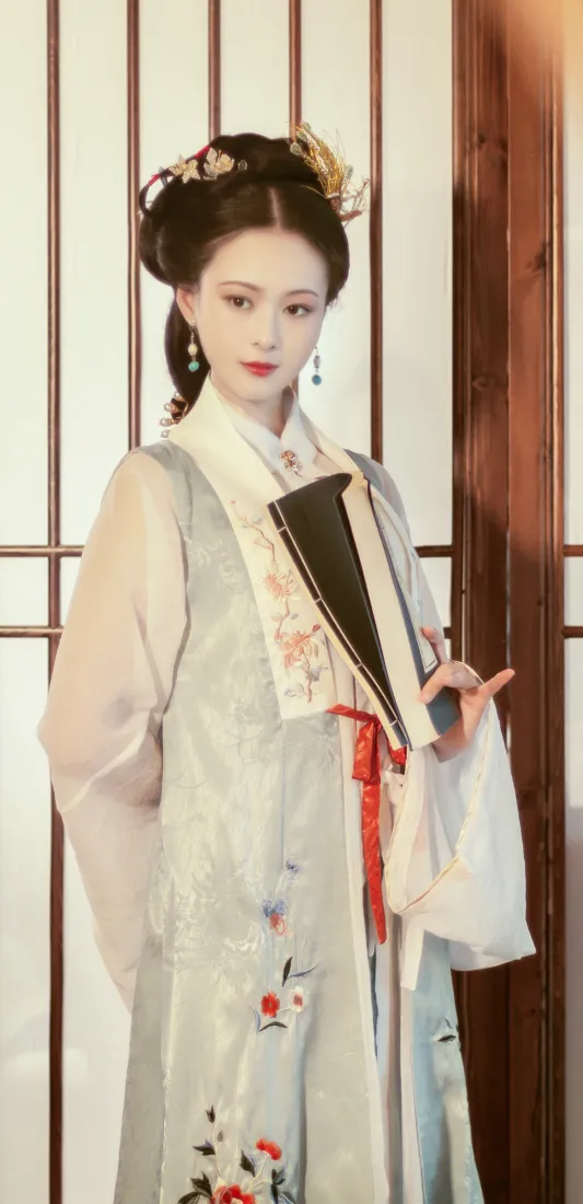 古装美女手机壁纸｜汉服背景图片 - 典雅「哲风壁纸」