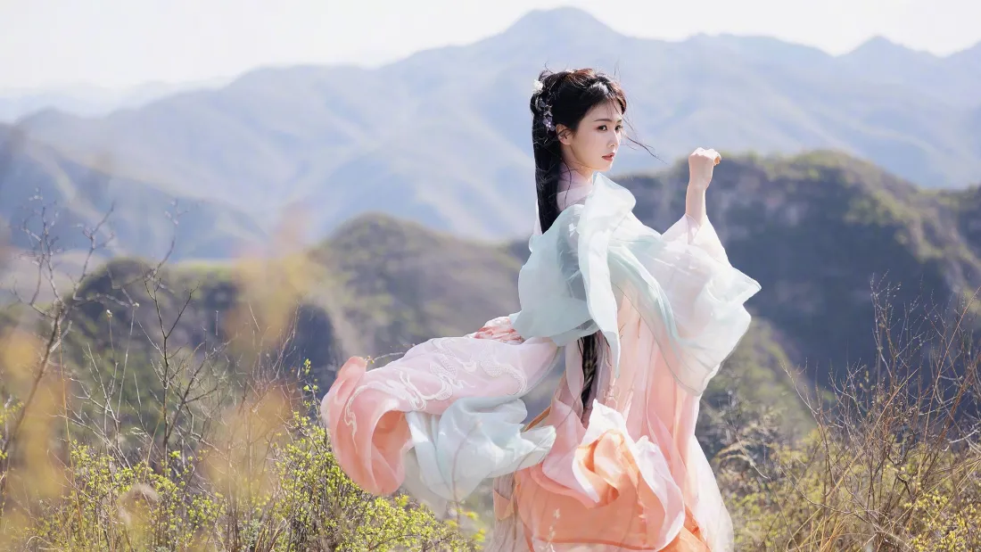2k古装美女壁纸｜山水意境背景图片 - 国风艺术「哲风壁纸」