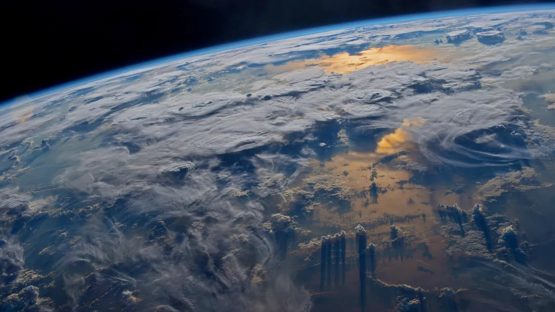4k太空地球壁纸｜科幻背景图片 - 宇宙奇景「哲风壁纸」