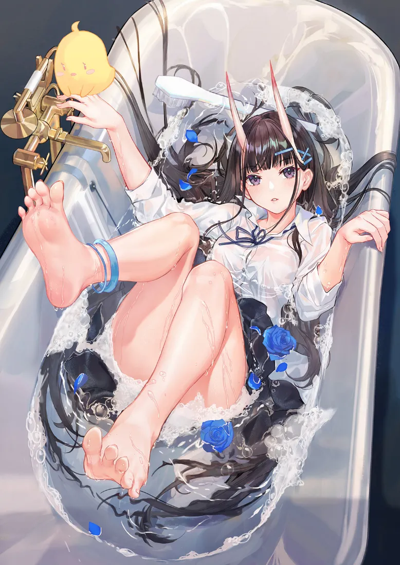 兽耳少女手机壁纸｜水缸背景图片 - 美脚特写「哲风壁纸」
