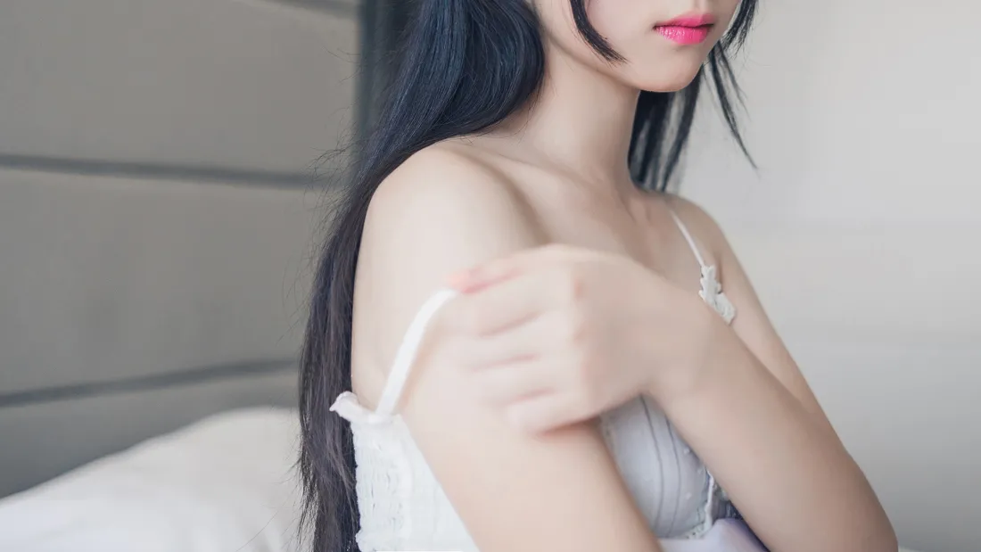 4k(清纯美女｜卧室背景图片 - 可爱少女)「哲风壁纸」