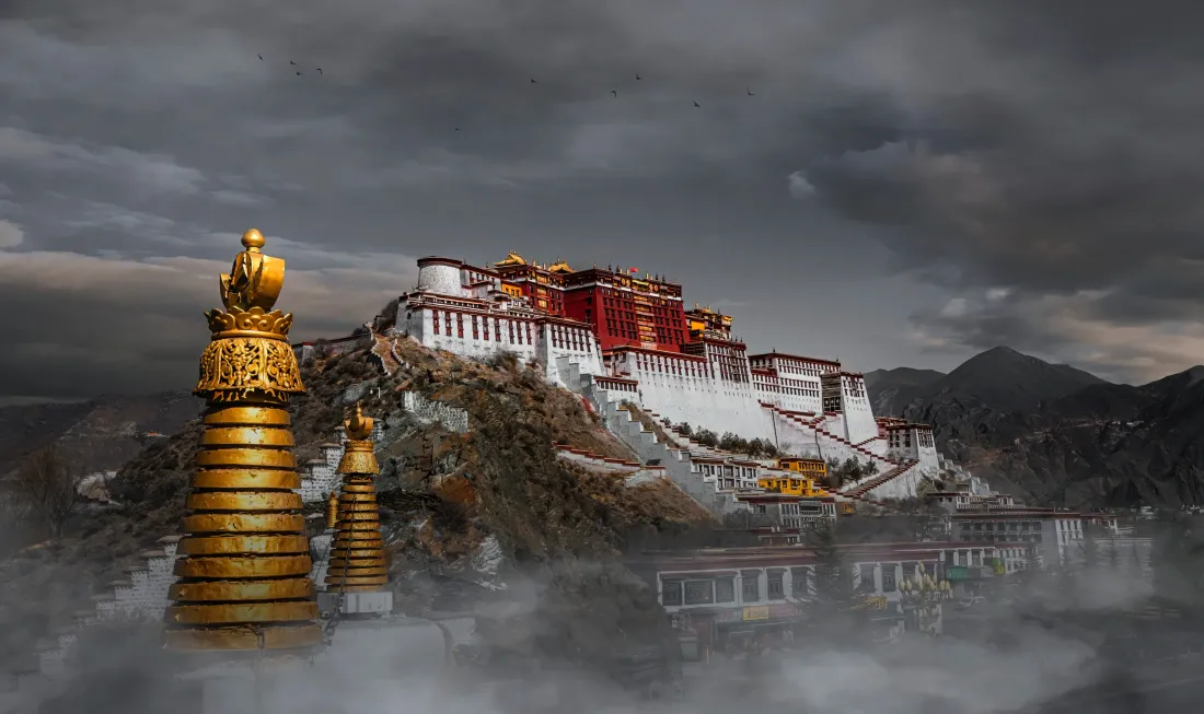 2k西藏布达拉宫壁纸｜云雾金顶背景图片 - 拉萨「哲风壁纸」