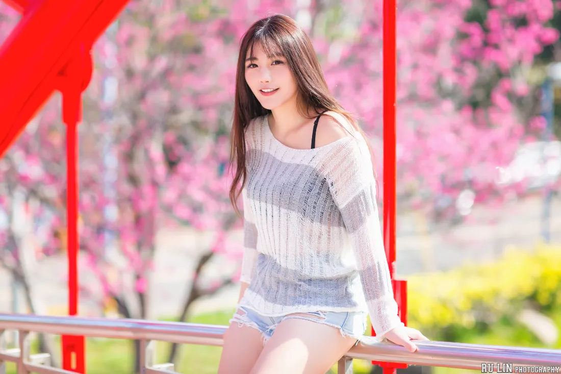 2k樱花美女壁纸｜户外背景图片 - 模特写真「哲风壁纸」