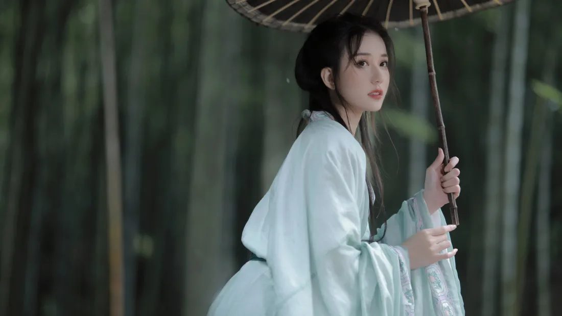 4k古风美女壁纸｜竹林背景图片 - 油纸伞「哲风壁纸」