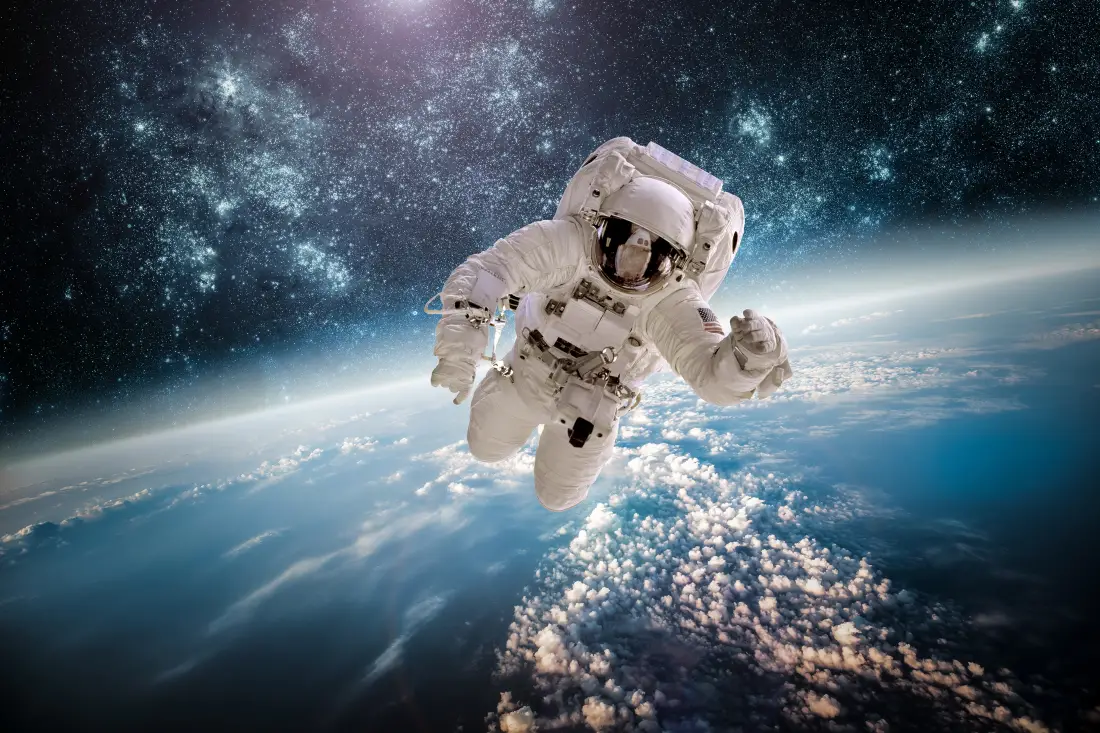 6k宇宙壁纸｜宇航员背景图片 - 星际遨游「哲风壁纸」