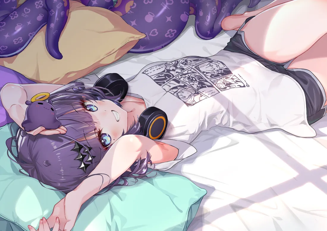 4k泪痣少女壁纸｜耳机背景图片 - 躺卧插画「哲风壁纸」