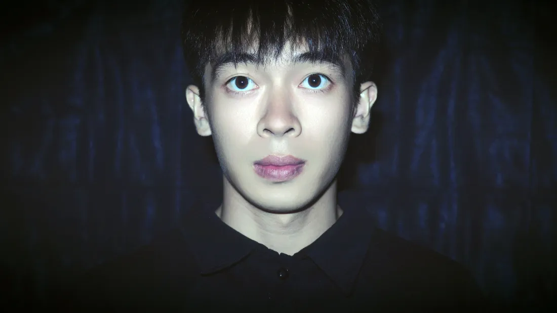 2k男性壁纸｜黑衣背景图片 - 写真「哲风壁纸」