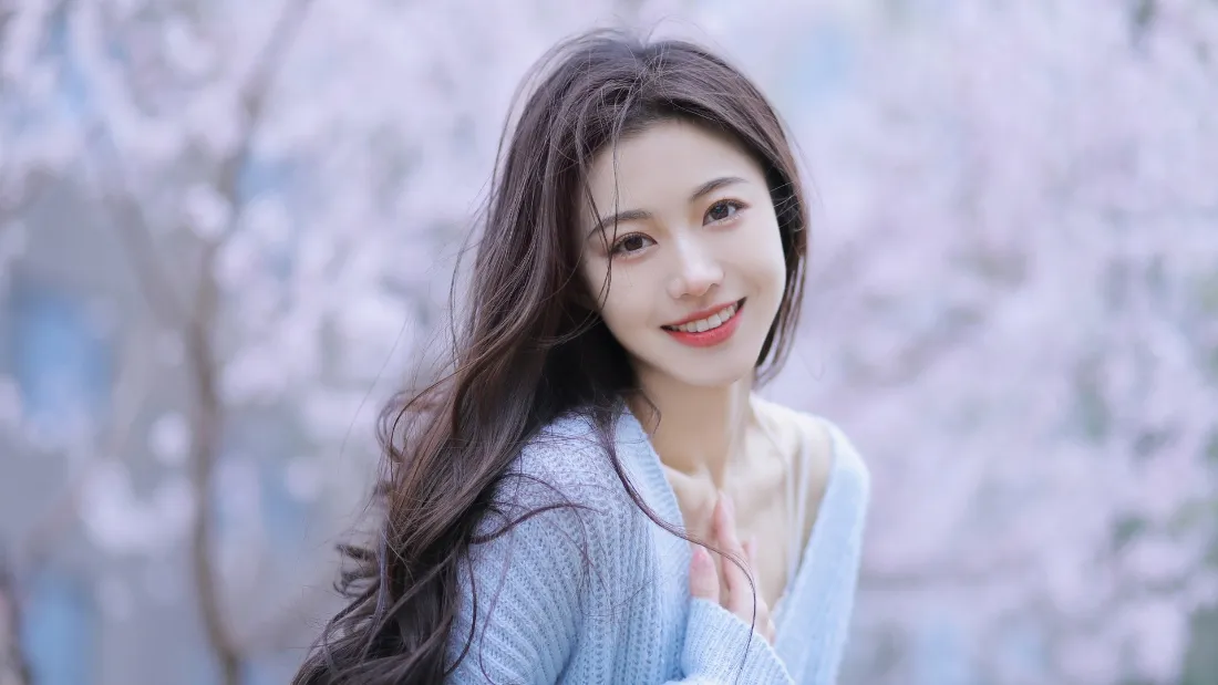 2k樱花美女壁纸｜樱花背景图片 - 微笑「哲风壁纸」
