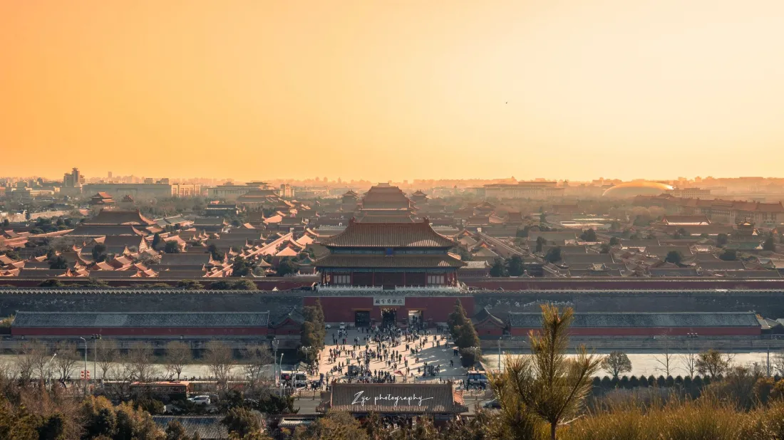 3k故宫全景壁纸｜红墙黄瓦背景图片 - 日落紫禁城「哲风壁纸」