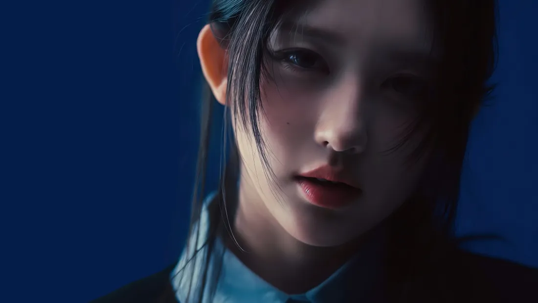 4k侧脸美女壁纸｜深蓝色背景图片 - 暗光摄影「哲风壁纸」