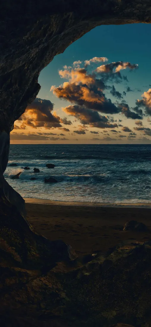 岩洞海边日落手机壁纸｜自然风景 - 沙滩海浪「哲风壁纸」