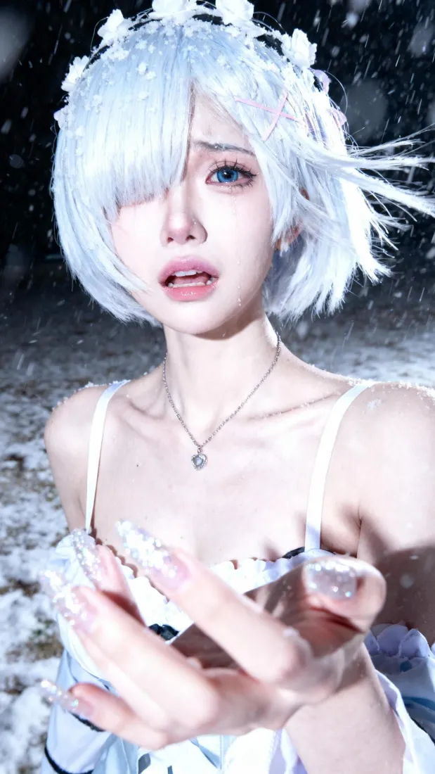 蕾姆雪景cos手机壁纸｜雪花背景 - 二次元「哲风壁纸」