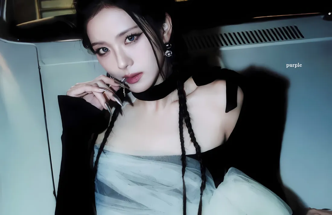 2k金智秀壁纸｜室内背景 - 黑衣艺术照「哲风壁纸」