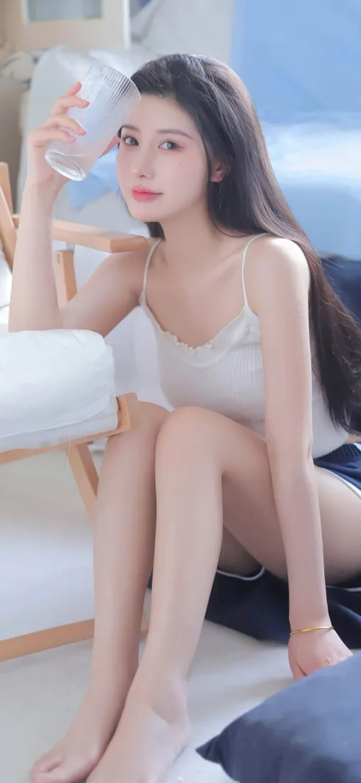 白衣美女手机壁纸｜室内清新 - 手机壁纸「哲风壁纸」