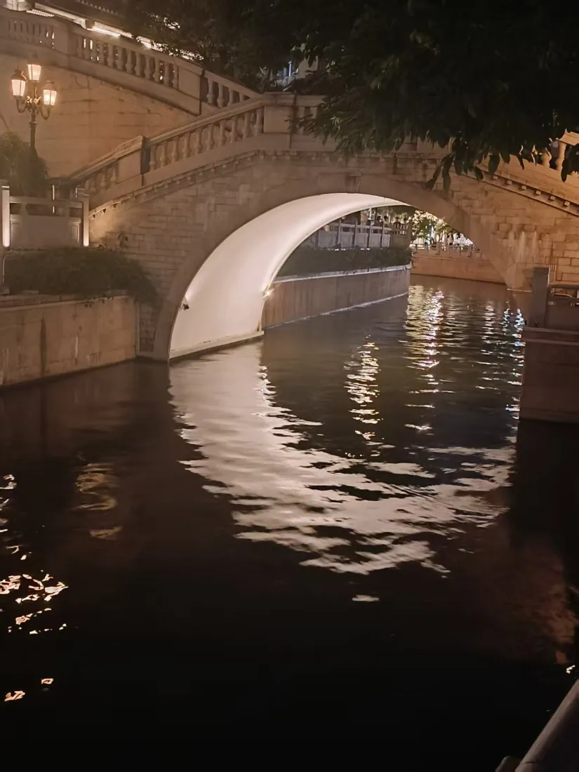 广州月亮桥夜景手机壁纸｜河流桥梁 - 倒影灯光「哲风壁纸」