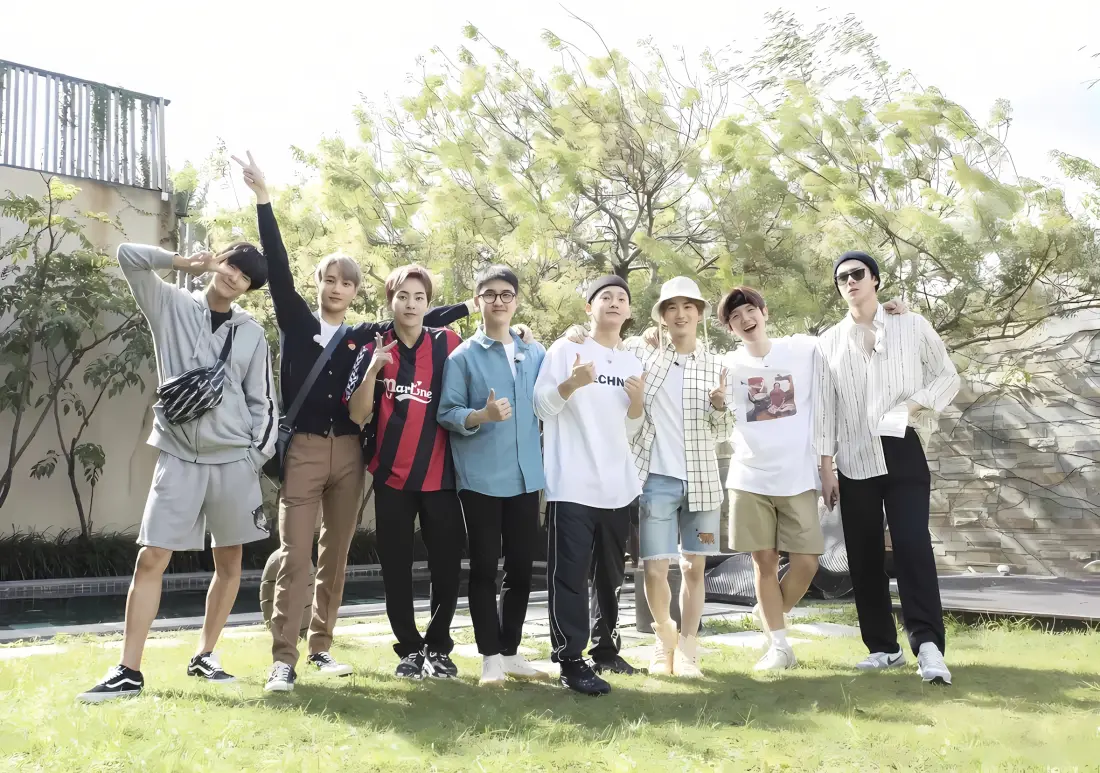 2kEXO男团壁纸｜户外草地背景 - 吴世勋「哲风壁纸」