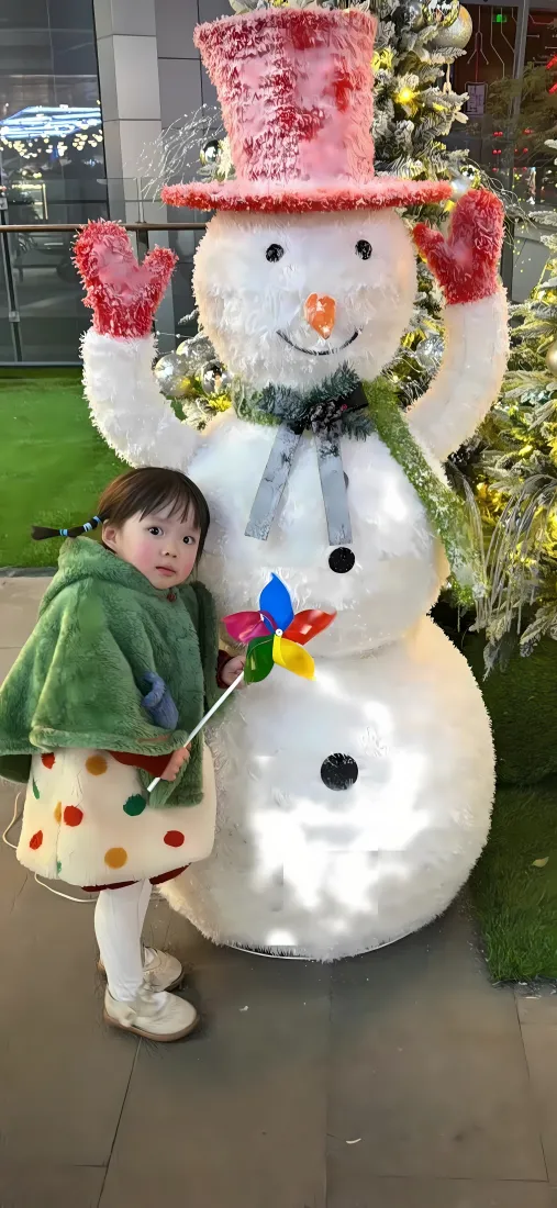 曾婉之雪人可爱手机壁纸｜童趣背景 - 冬季节日装饰「哲风壁纸」