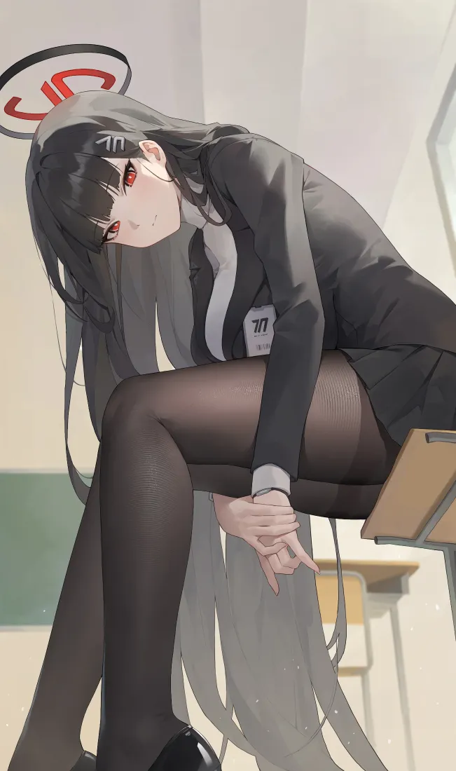 二次元少女手机壁纸｜教室背景 - 黑丝西装「哲风壁纸」