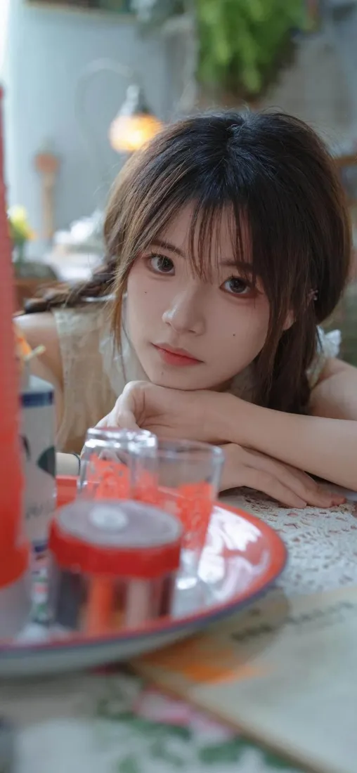 清纯女生手机壁纸｜居家背景图片 - 温馨饮品「哲风壁纸」