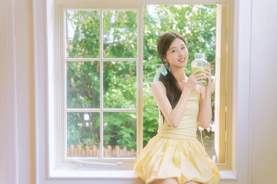 6k陈都灵壁纸｜窗台绿植背景 - 甜美清新「哲风壁纸」