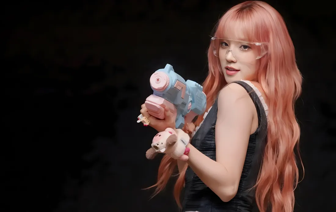 2k宋雨琦壁纸｜klaxon时期 - 粉发玩具枪「哲风壁纸」