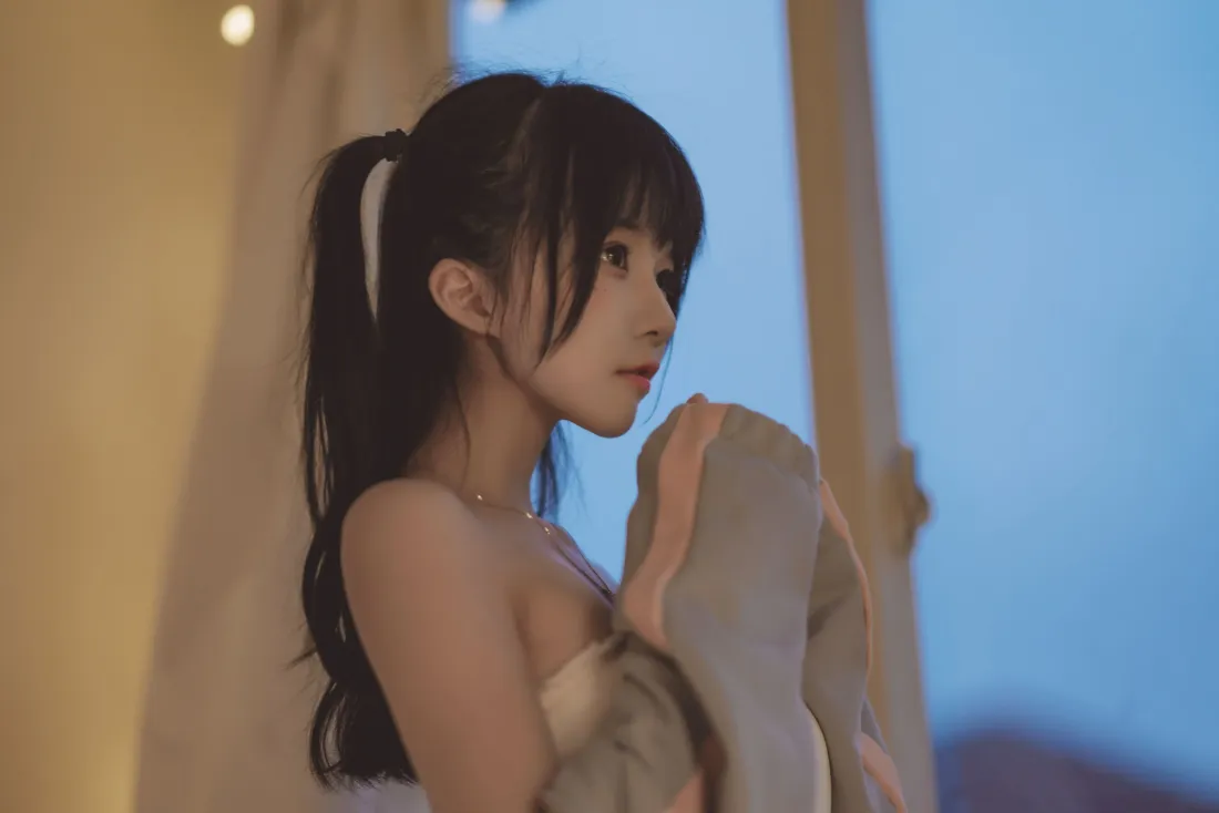 5k居家美女壁纸｜室内背景图片 - 马尾温馨「哲风壁纸」