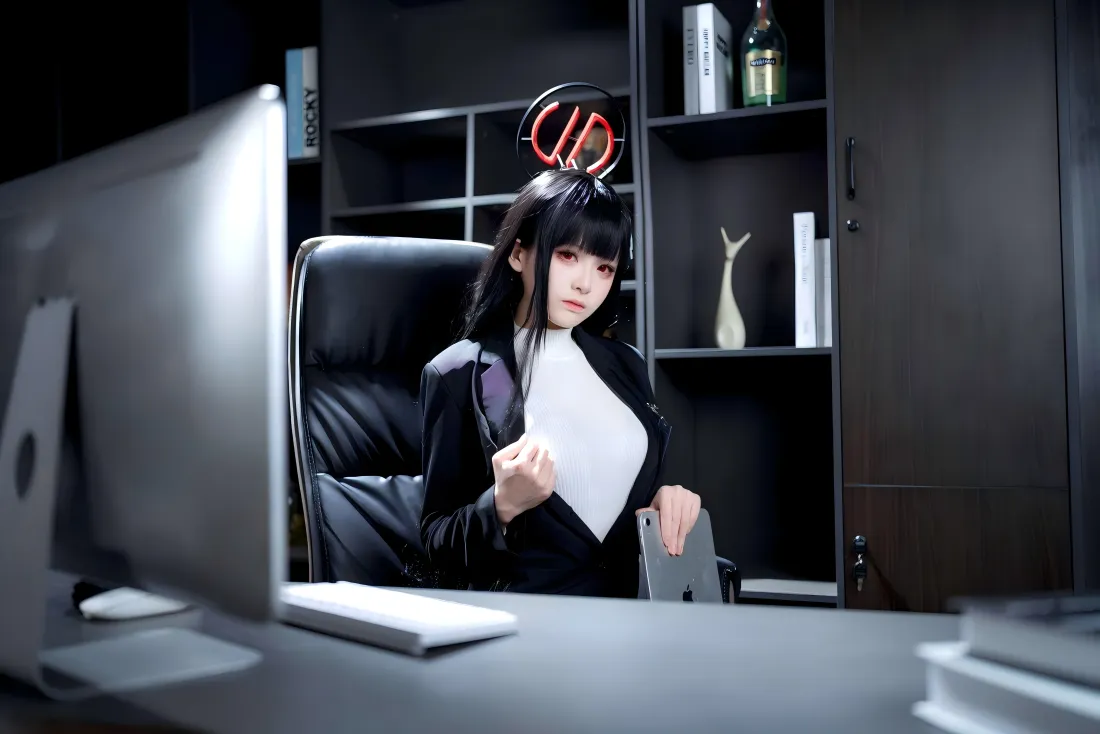 6k职业装美女壁纸｜办公室背景图片 - 工作「哲风壁纸」