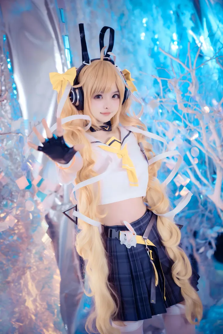 安琪拉cos手机壁纸｜蓝色背景 - 时之奇旅「哲风壁纸」