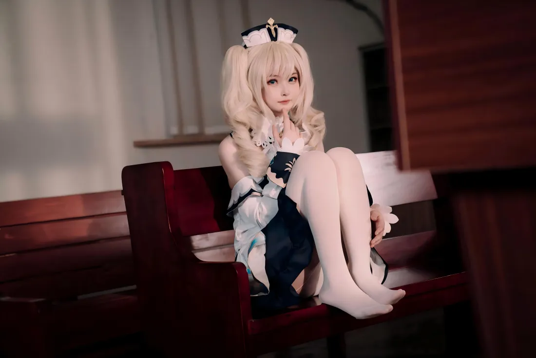 11k芭芭拉cos壁纸｜原神背景图 - 白丝「哲风壁纸」