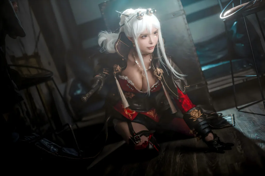 6k白发美女cos壁纸｜室内背景 - 性感红衣「哲风壁纸」