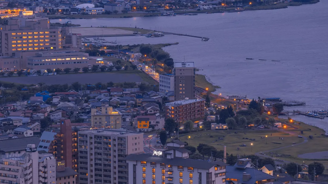 2k城市夜景壁纸｜都市风景背景图片 - 建筑水域「哲风壁纸」